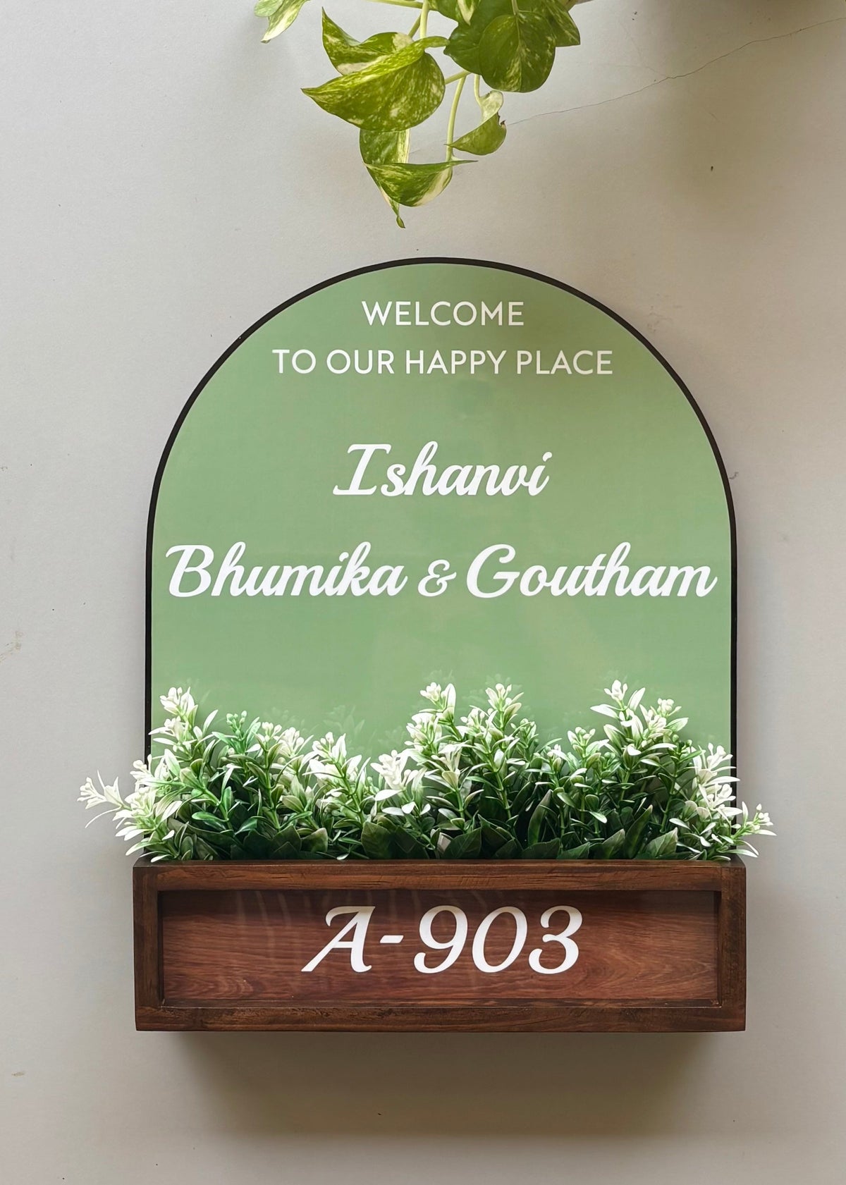 Matcha Arch Planter
