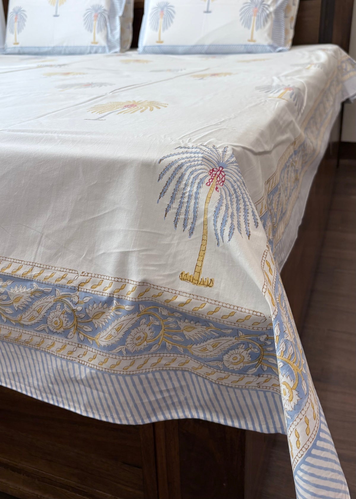 Coastal Calm 100% Cotton Hand Block Printed 300 TC Bedsheet Set