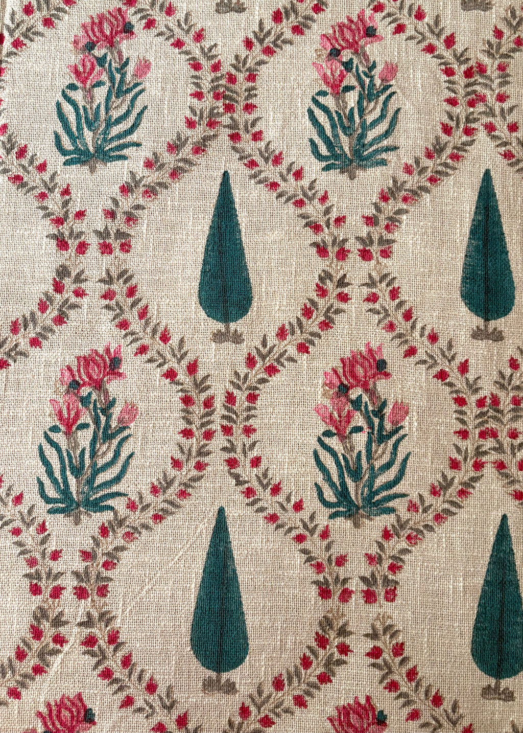 Gulaal Raag Hand Block Printed Soft Jute Bedsheet Set