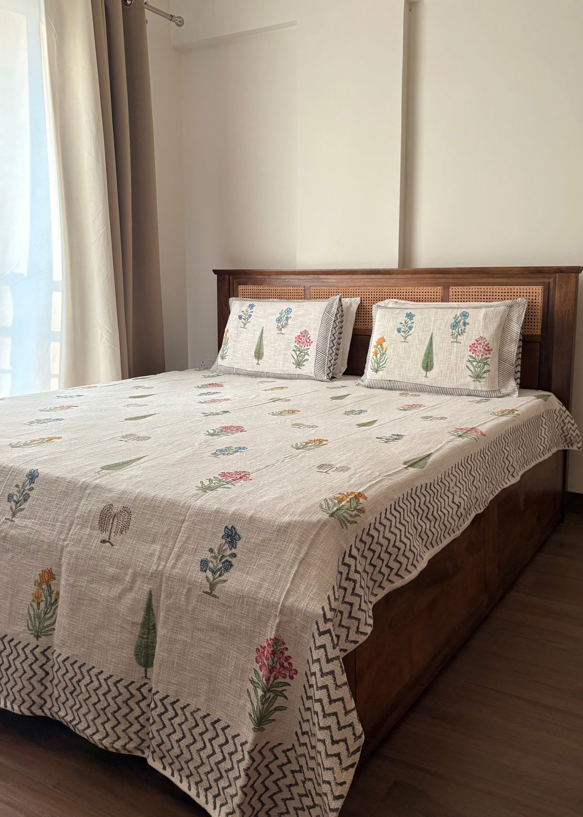 Vrindavan Hand Block Printed Soft Jute Bedsheet Set